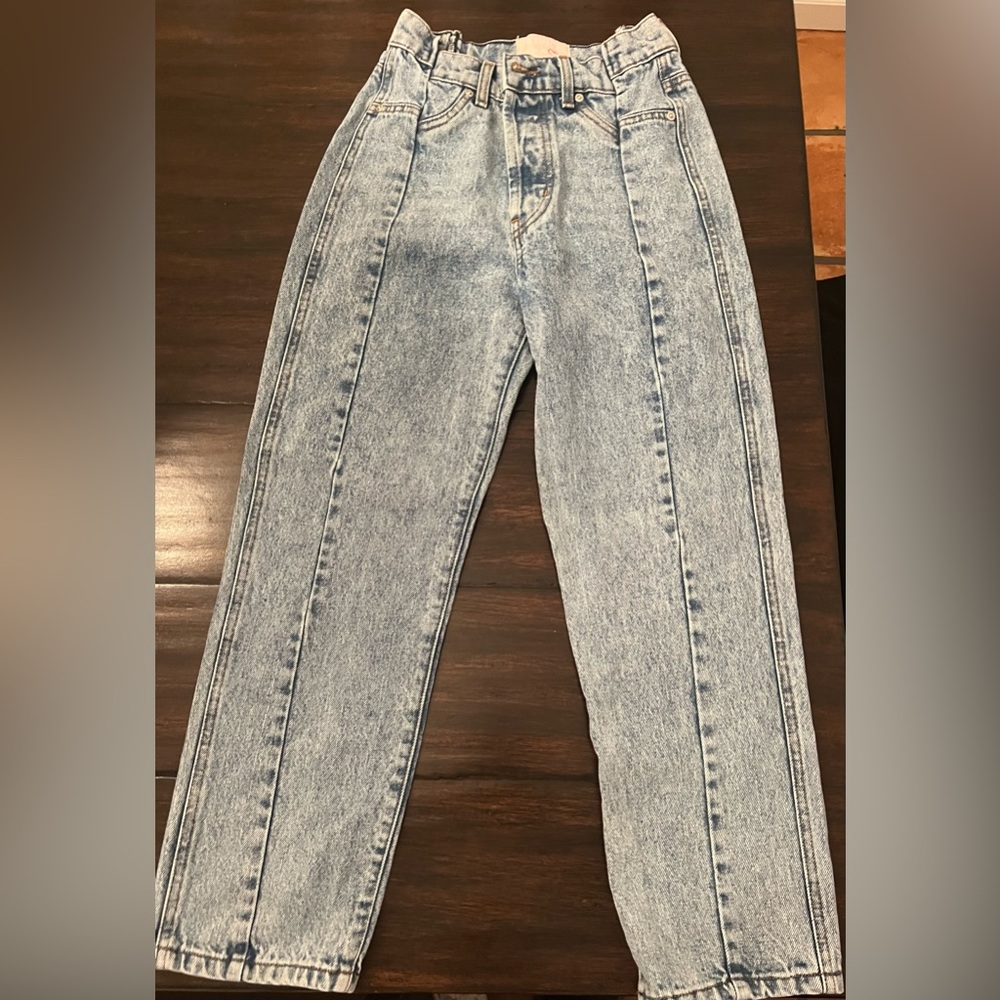 REVICE Denim Light/Acid Wash Jeans - size 26